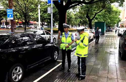 常德交警直屬一大隊(duì)著力打造武陵大道交通管理示范路，推動(dòng)交通及公共管理用金屬標(biāo)牌制造提質(zhì)增效